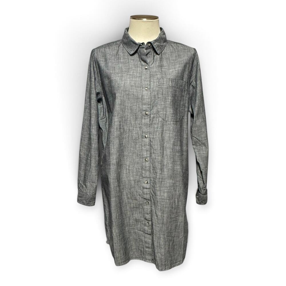 The North Face Long Sleeve Roll Tab Button Up Dress Black Chambray Large
